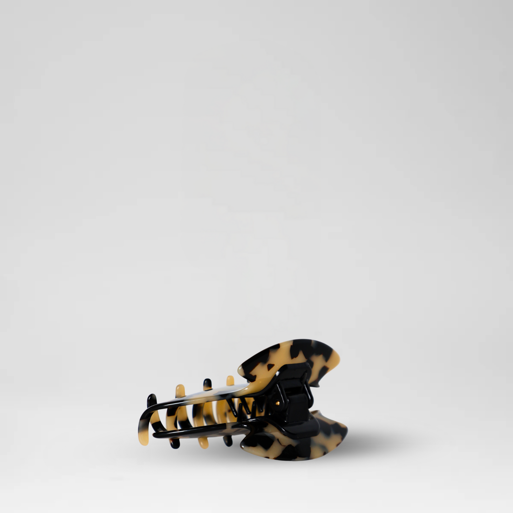 The Signature Clip
